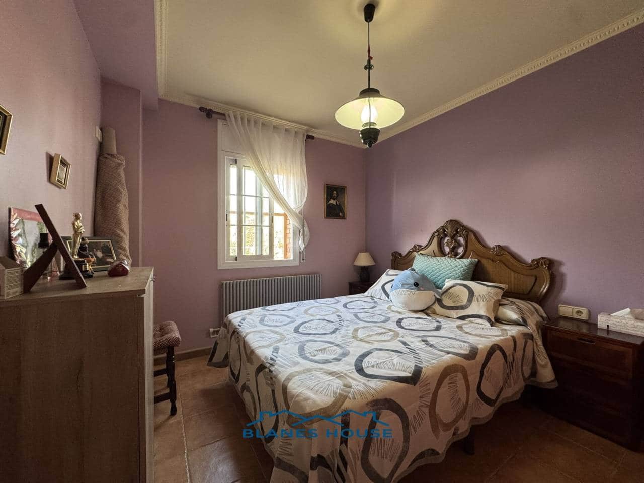 6 soveværelse Villa til salg i Sils med swimmingpool garage - € 365.000 (Ref: 9004937)