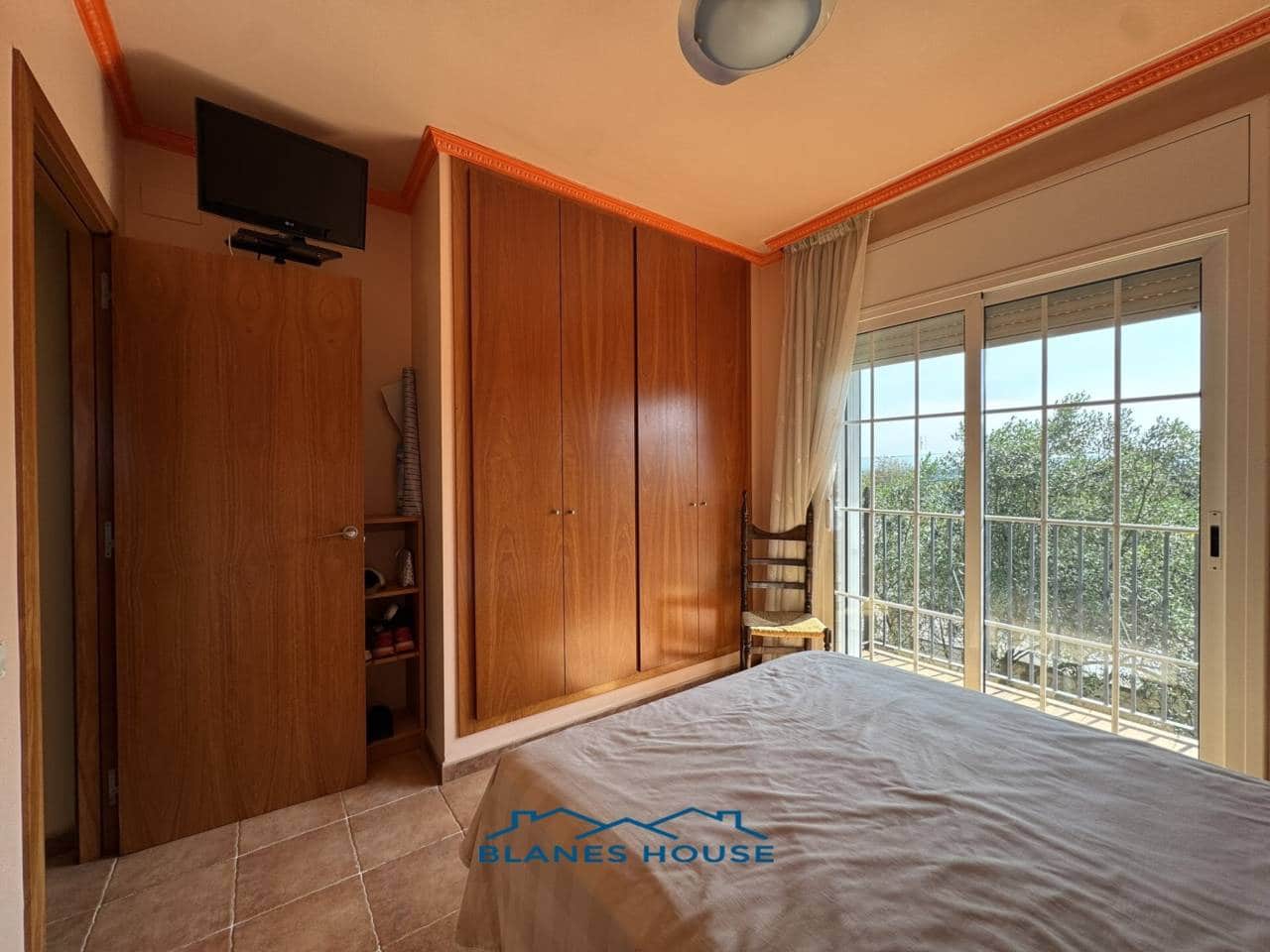 6 soveværelse Villa til salg i Sils med swimmingpool garage - € 365.000 (Ref: 9004937)