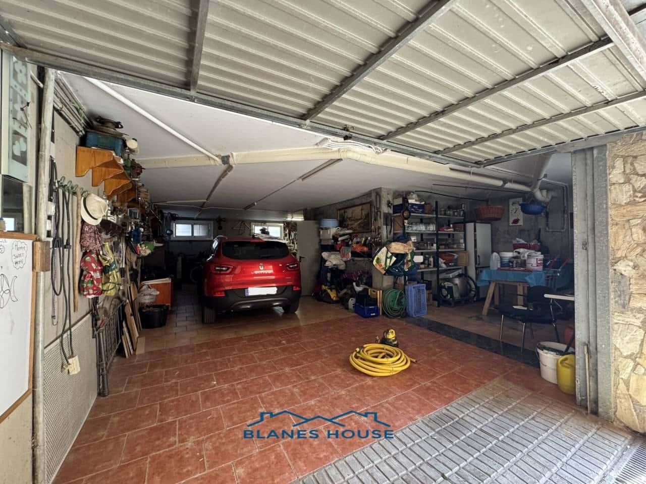 6 soveværelse Villa til salg i Sils med swimmingpool garage - € 365.000 (Ref: 9004937)