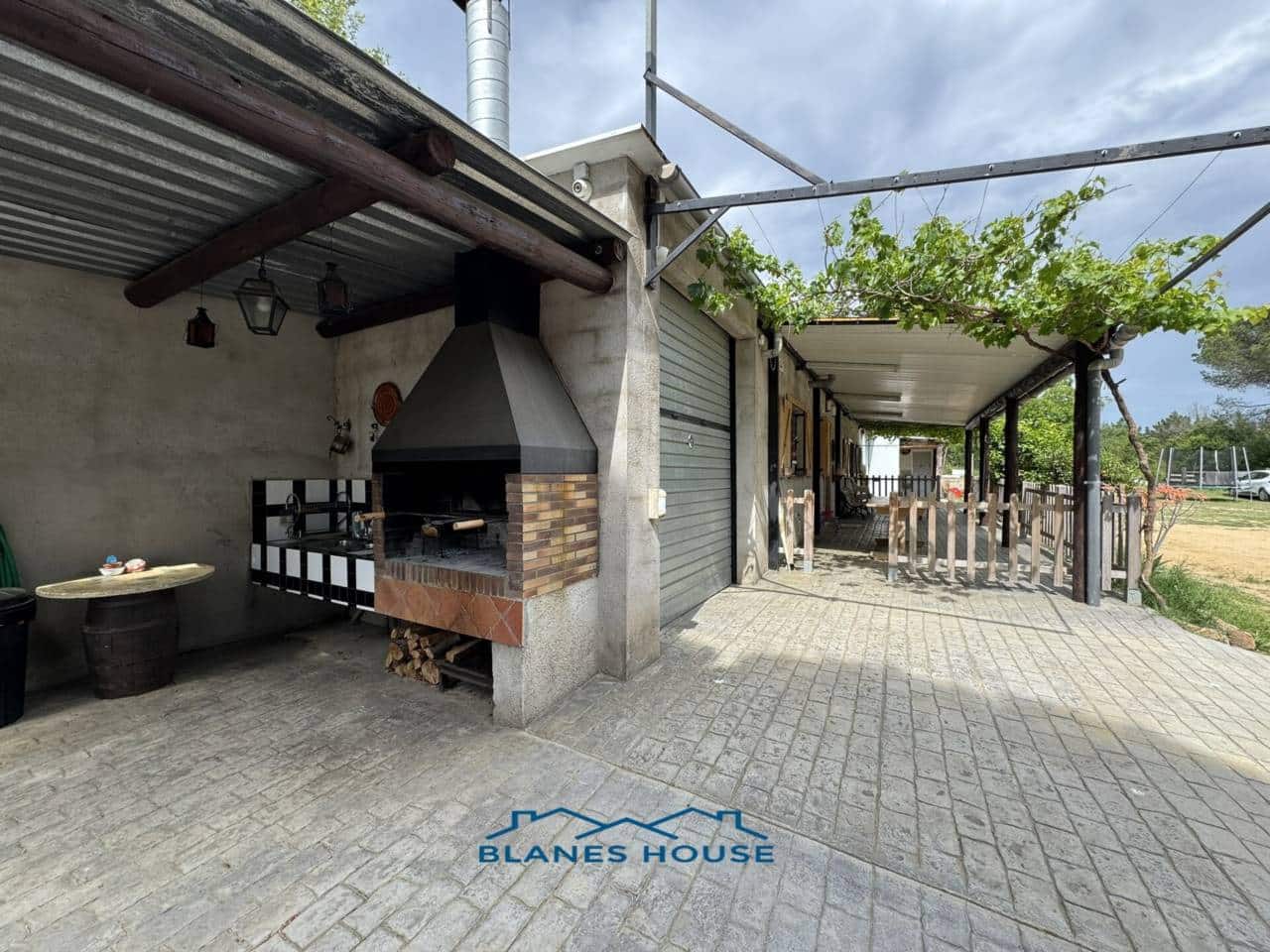 Finca/Country House for sale in Tordera - € 412,100 (Ref: 9004938)