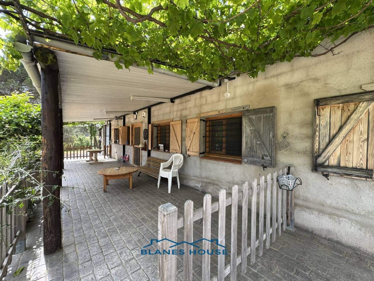 Finca/Country House for sale in Tordera - € 412,100 (Ref: 9004938)