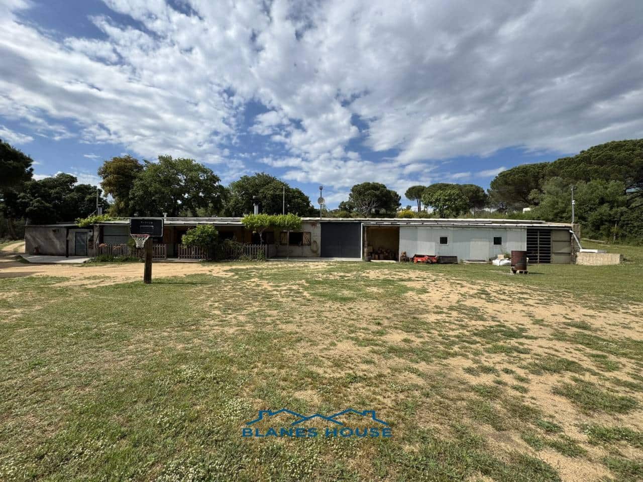 Finca/Country House for sale in Tordera - € 412,100 (Ref: 9004938)