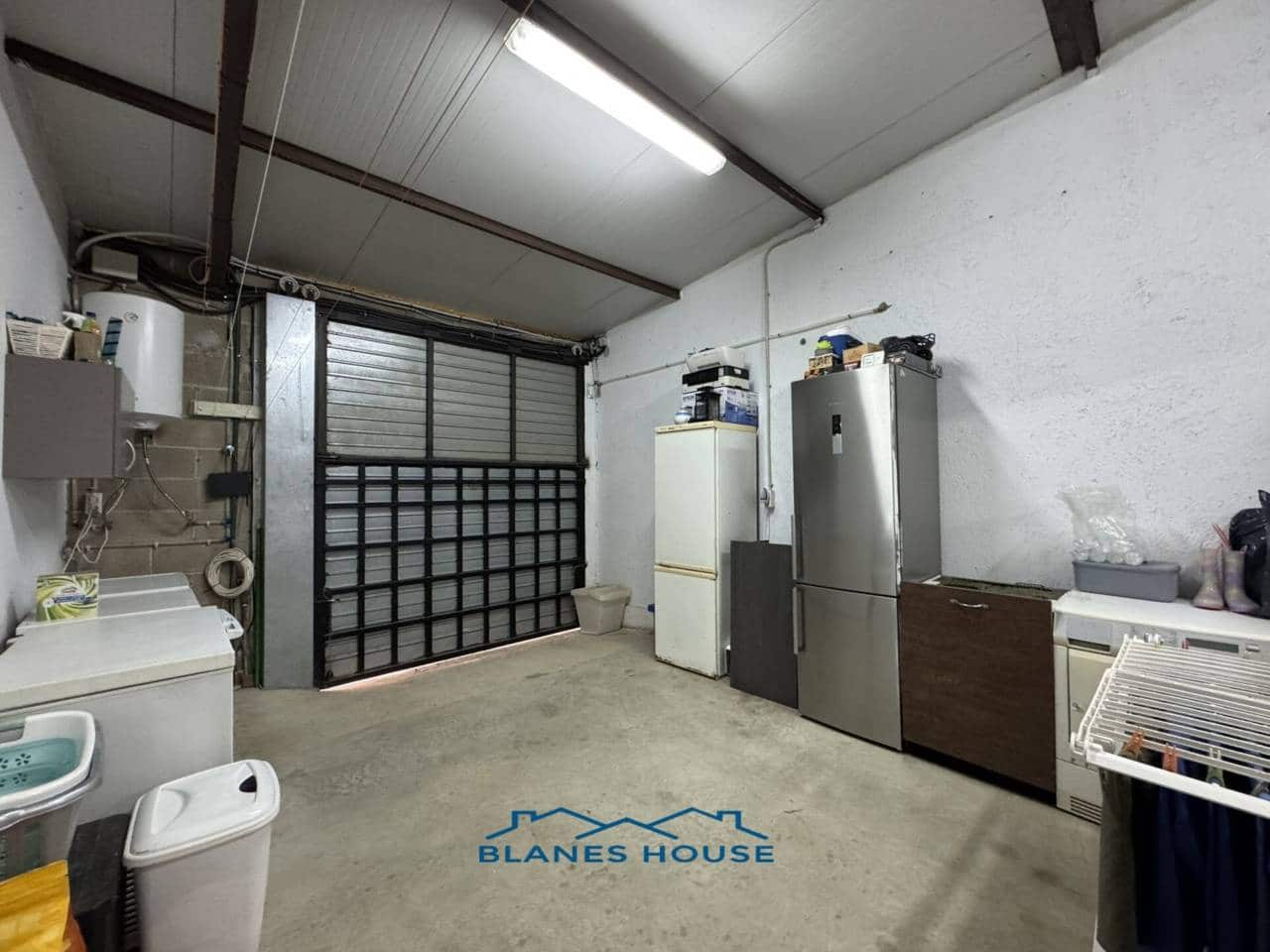 4 soveværelse Finca/Landehus til salg i Tordera med swimmingpool garage - € 475.000 (Ref: 9004939)