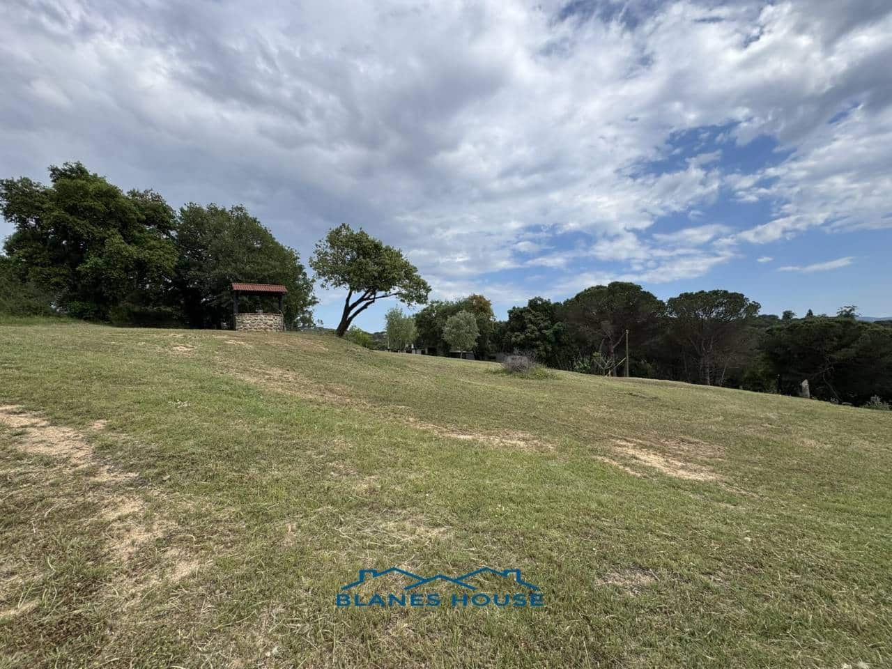 4 soveværelse Finca/Landehus til salg i Tordera med swimmingpool garage - € 475.000 (Ref: 9004939)