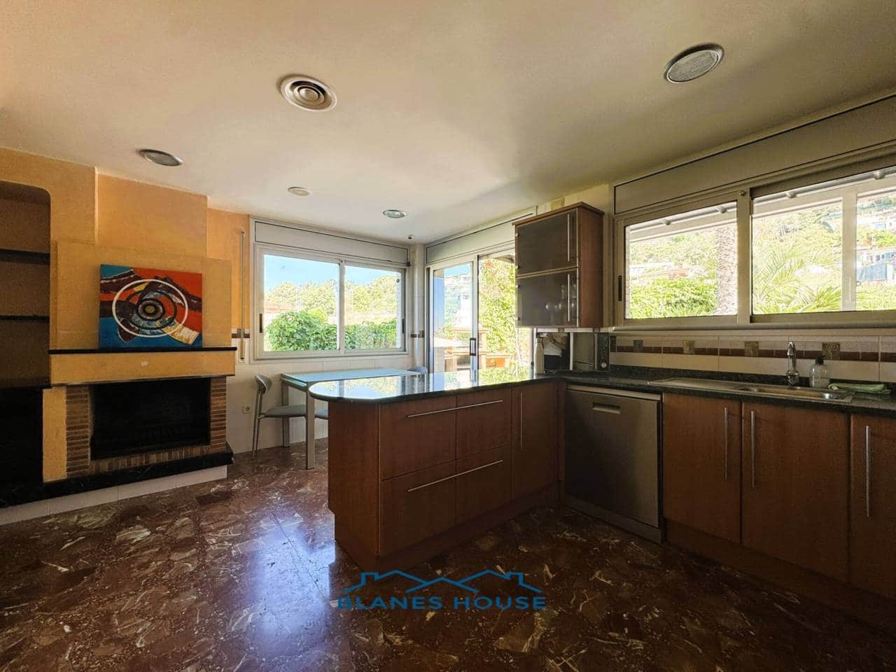 5 chambre Villa/Maison à vendre à Lloret de Mar avec piscine garage - 675 000 € (Ref: 9006793)