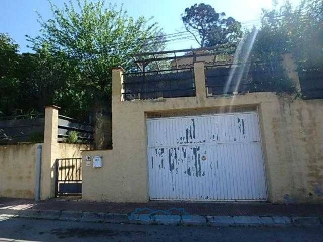 3 soverom Villa til salgs i Maçanet de la Selva med garasje - € 189 000 (Ref: 9161947)