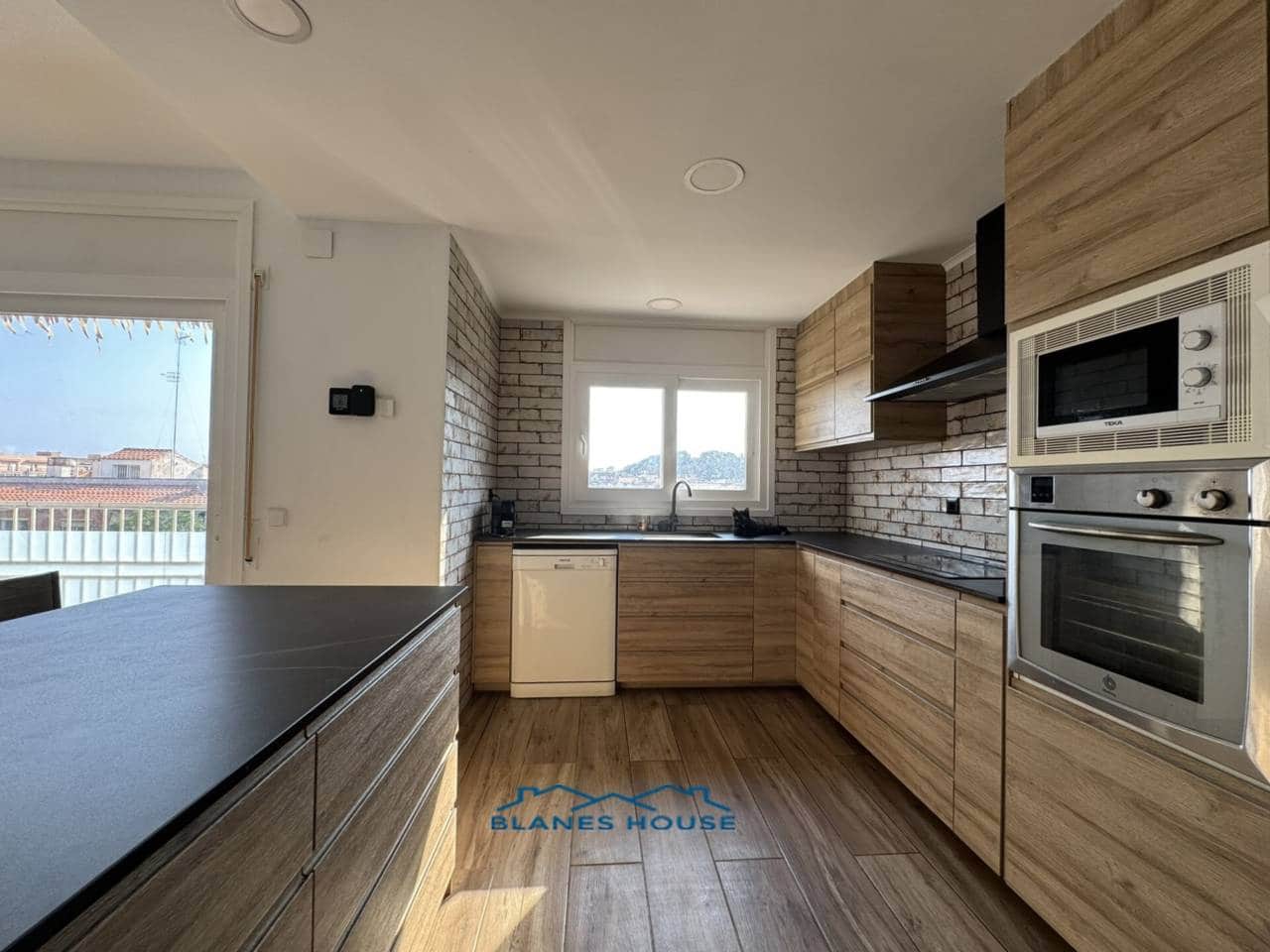 3 quarto Apartamento para venda em Malgrat de Mar - 205 000 € (Ref: 9166736)