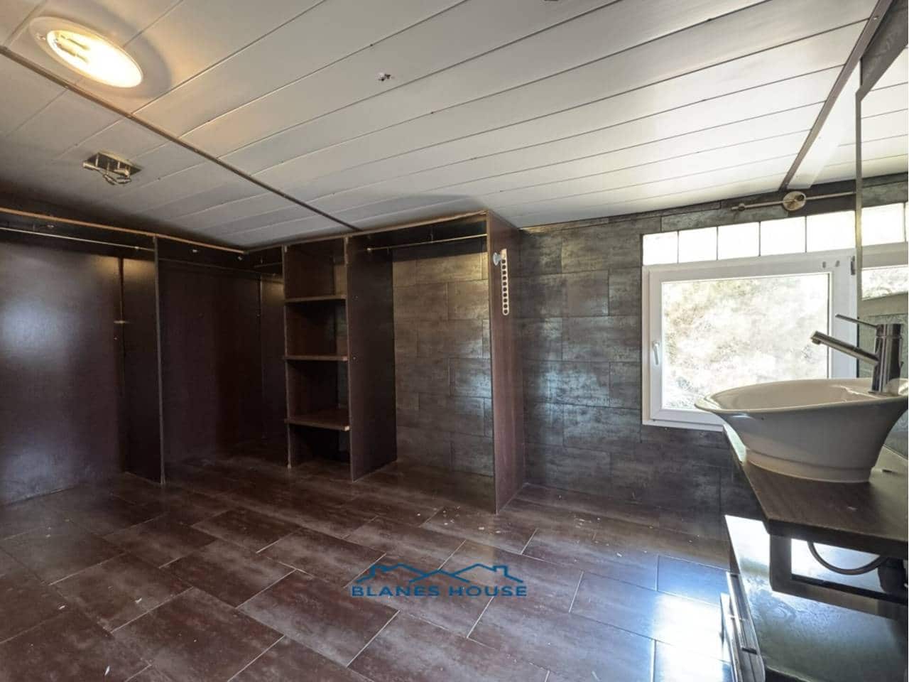 5 soverom Villa til salgs i Tordera med svømmebasseng - € 350 000 (Ref: 9189502)