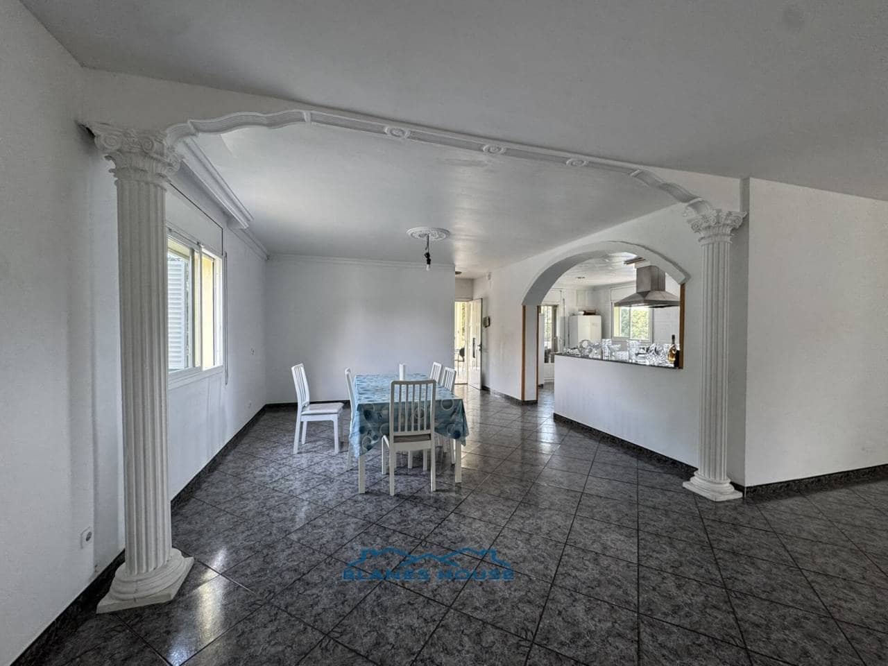 5 soverom Villa til salgs i Tordera med svømmebasseng - € 350 000 (Ref: 9189502)