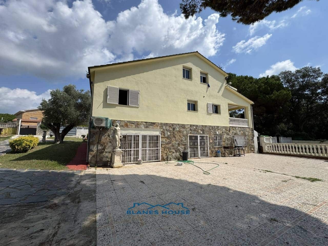 5 soverom Villa til salgs i Tordera med svømmebasseng - € 350 000 (Ref: 9189502)