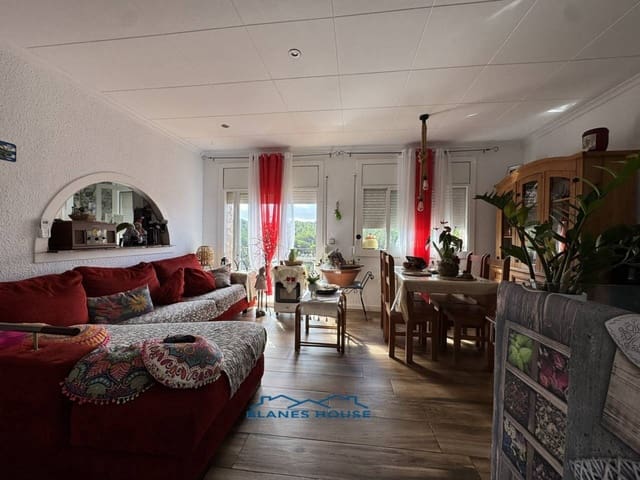 4 bedroom Villa for sale in Tordera - € 265,000 (Ref: 9198279)