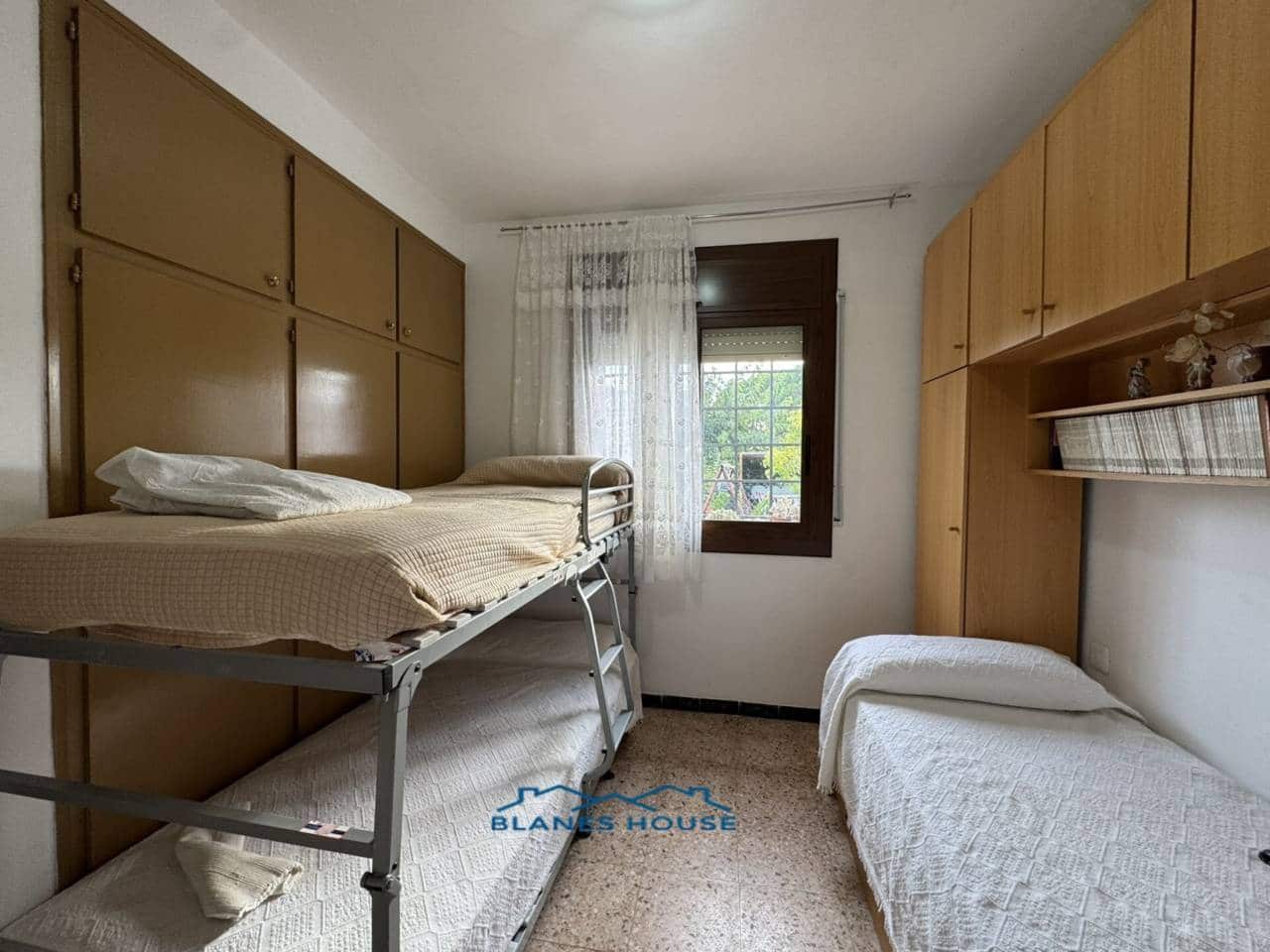 3 soveværelse Villa til salg i Macanet de la Selva med swimmingpool garage - € 235.000 (Ref: 9217790)