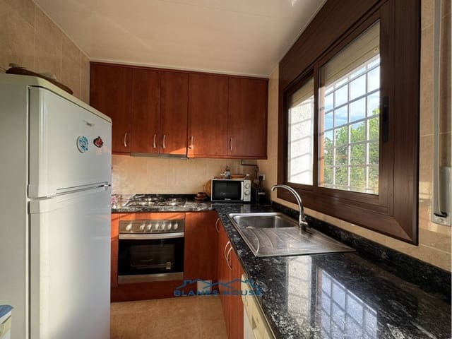 3 makuuhuone Huvila myytävänä paikassa Maçanet de la Selva mukana uima-altaan 
autotalli - 235 000 € (Ref: 9217790)