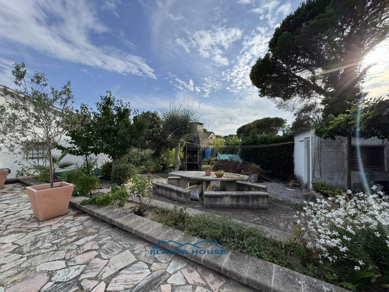 3 soveværelse Villa til salg i Macanet de la Selva med swimmingpool garage - € 235.000 (Ref: 9217790)