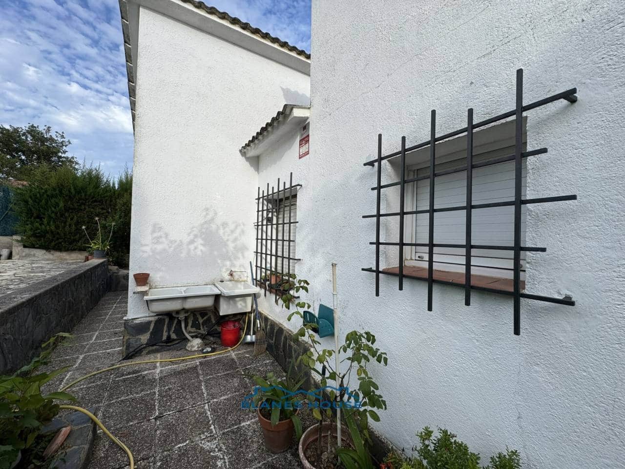 3 soveværelse Villa til salg i Macanet de la Selva med swimmingpool garage - € 235.000 (Ref: 9217790)