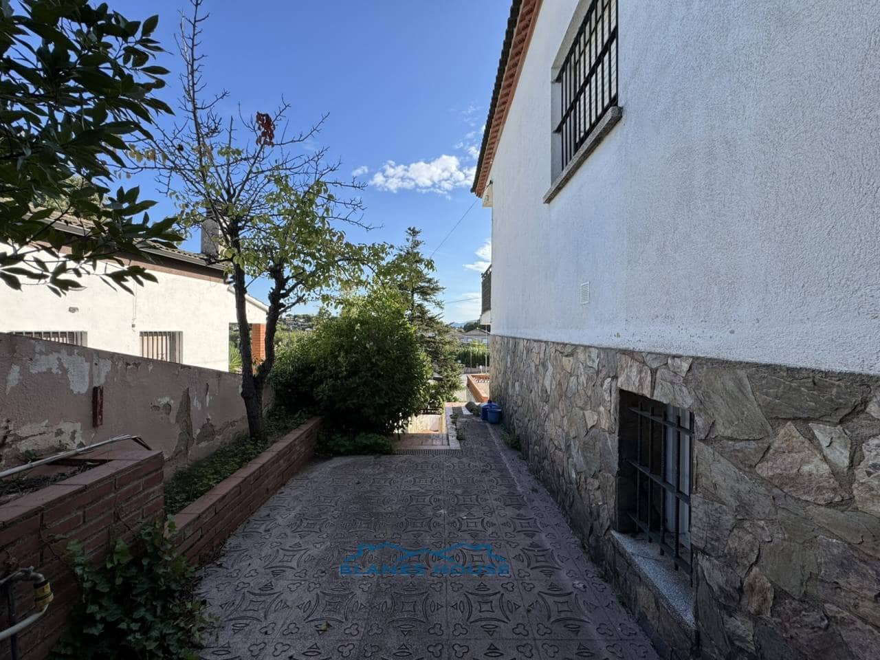 6 soveværelse Villa til salg i Macanet de la Selva med garage - € 315.000 (Ref: 9242591)