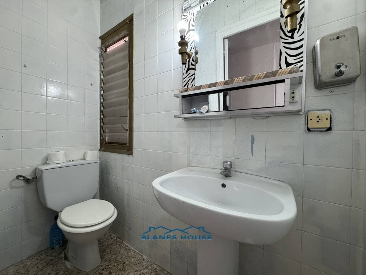 6 soveværelse Villa til salg i Macanet de la Selva med garage - € 315.000 (Ref: 9242591)