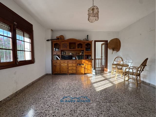 Chalet de 6 habitaciones en Maçanet de la Selva en venta con garaje - 315.000 € (Ref: 9242591)