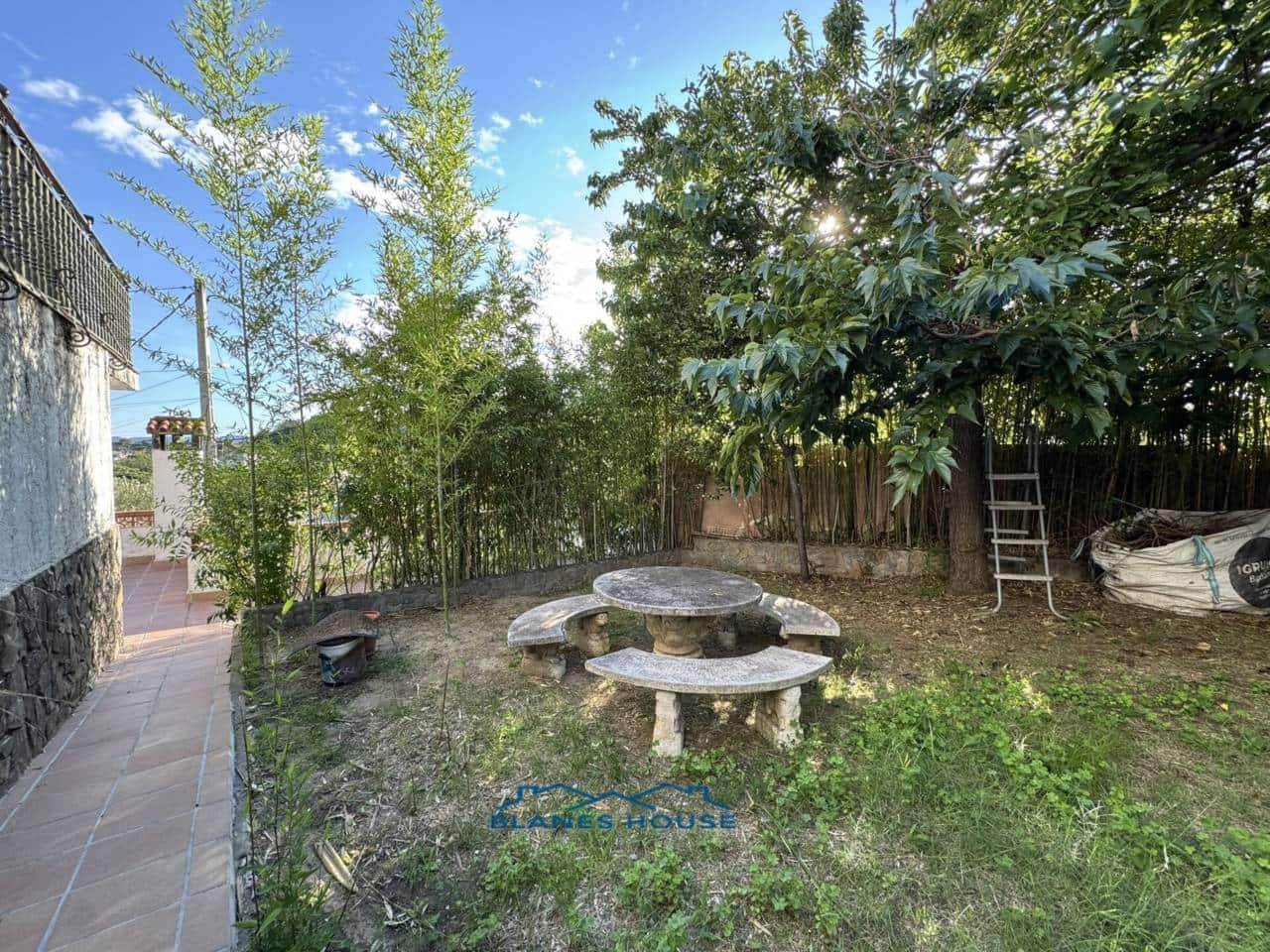 6 soveværelse Villa til salg i Macanet de la Selva med garage - € 315.000 (Ref: 9242591)