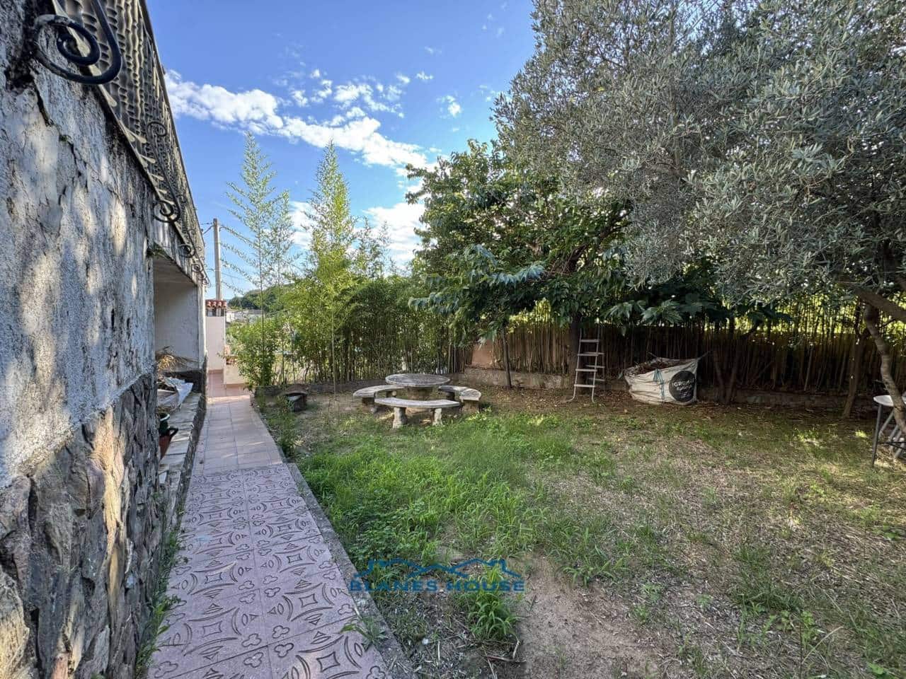 6 soveværelse Villa til salg i Macanet de la Selva med garage - € 315.000 (Ref: 9242591)