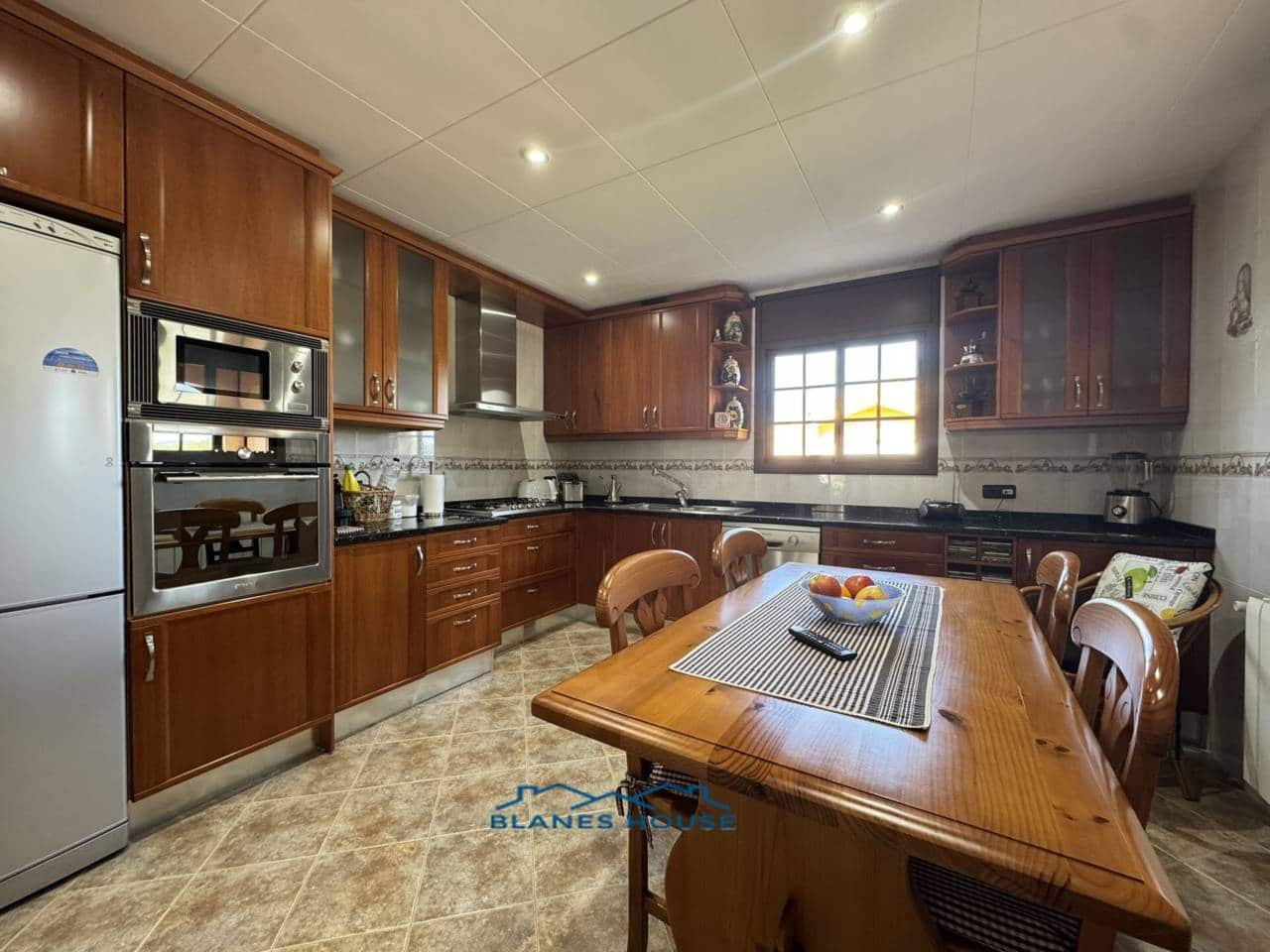 6 slaapkamer Villa te koop in Fogars de la Selva met zwembad garage - € 385.000 (Ref: 9287375)