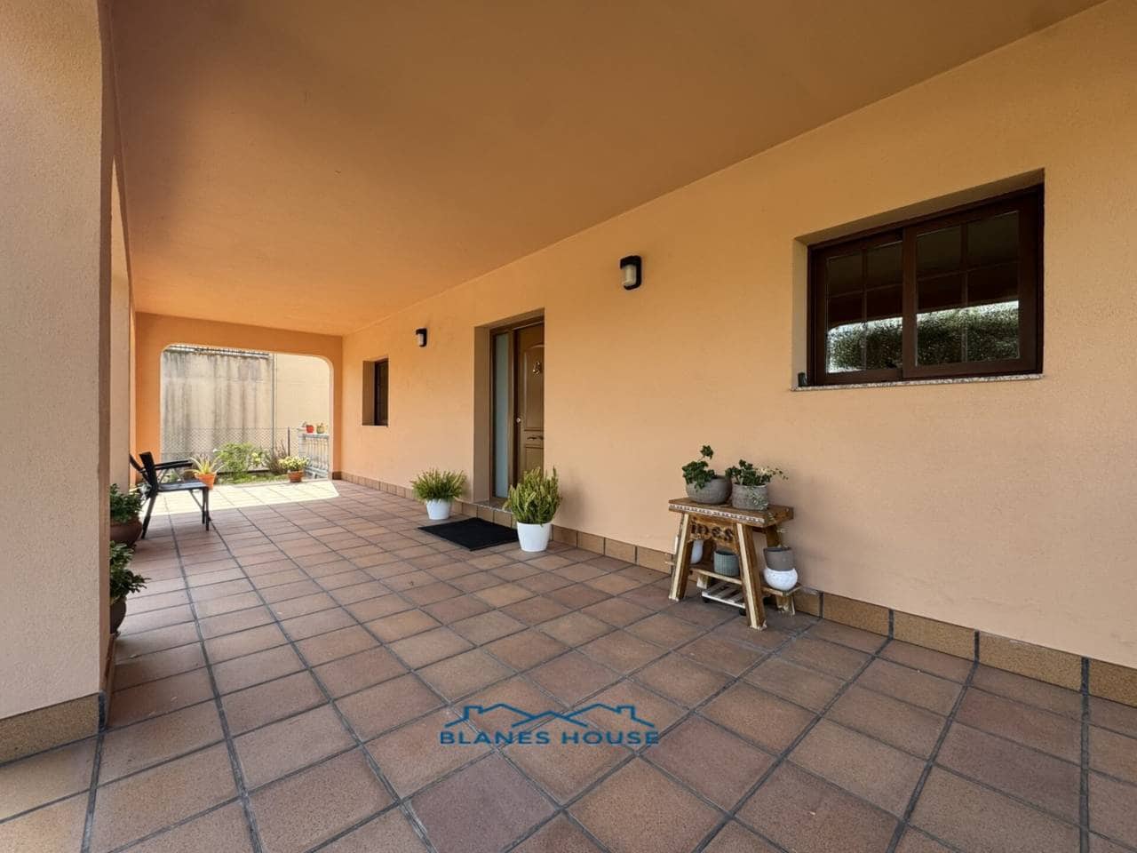 6 slaapkamer Villa te koop in Fogars de la Selva met zwembad garage - € 385.000 (Ref: 9287375)