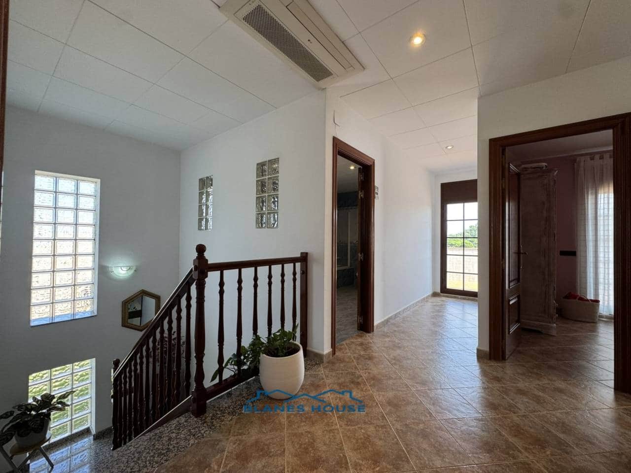 6 slaapkamer Villa te koop in Fogars de la Selva met zwembad garage - € 385.000 (Ref: 9287375)