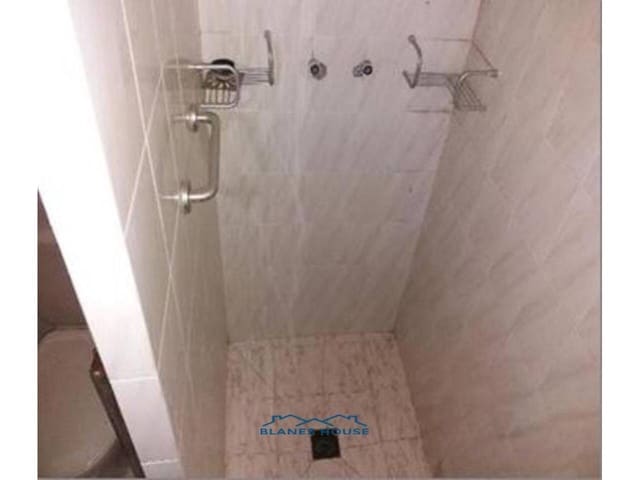 3 bedroom Villa for sale in Llagostera with garage - € 269,000 (Ref: 9294694)