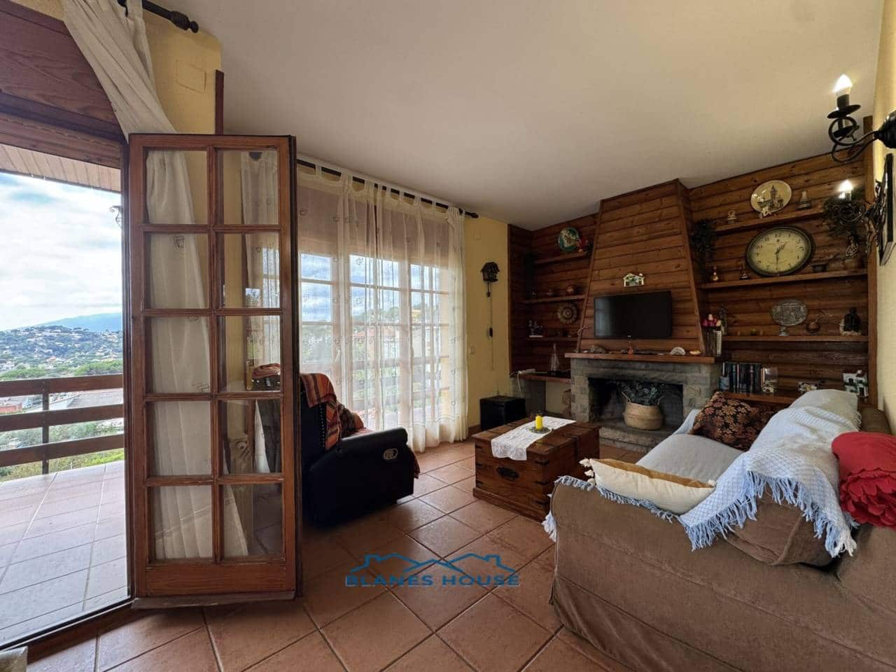 3 sovrum Villa till salu i Macanet de la Selva med pool garage - 320 000 € (Ref: 9312341)