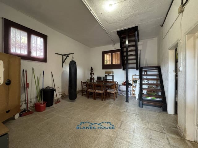 3 chambre Villa/Maison à vendre à Maçanet de la Selva avec piscine garage - 320 000 € (Ref: 9312341)