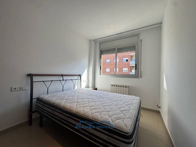 3 bedroom Flat for sale in Blanes - € 265,000 (Ref: 9346871)