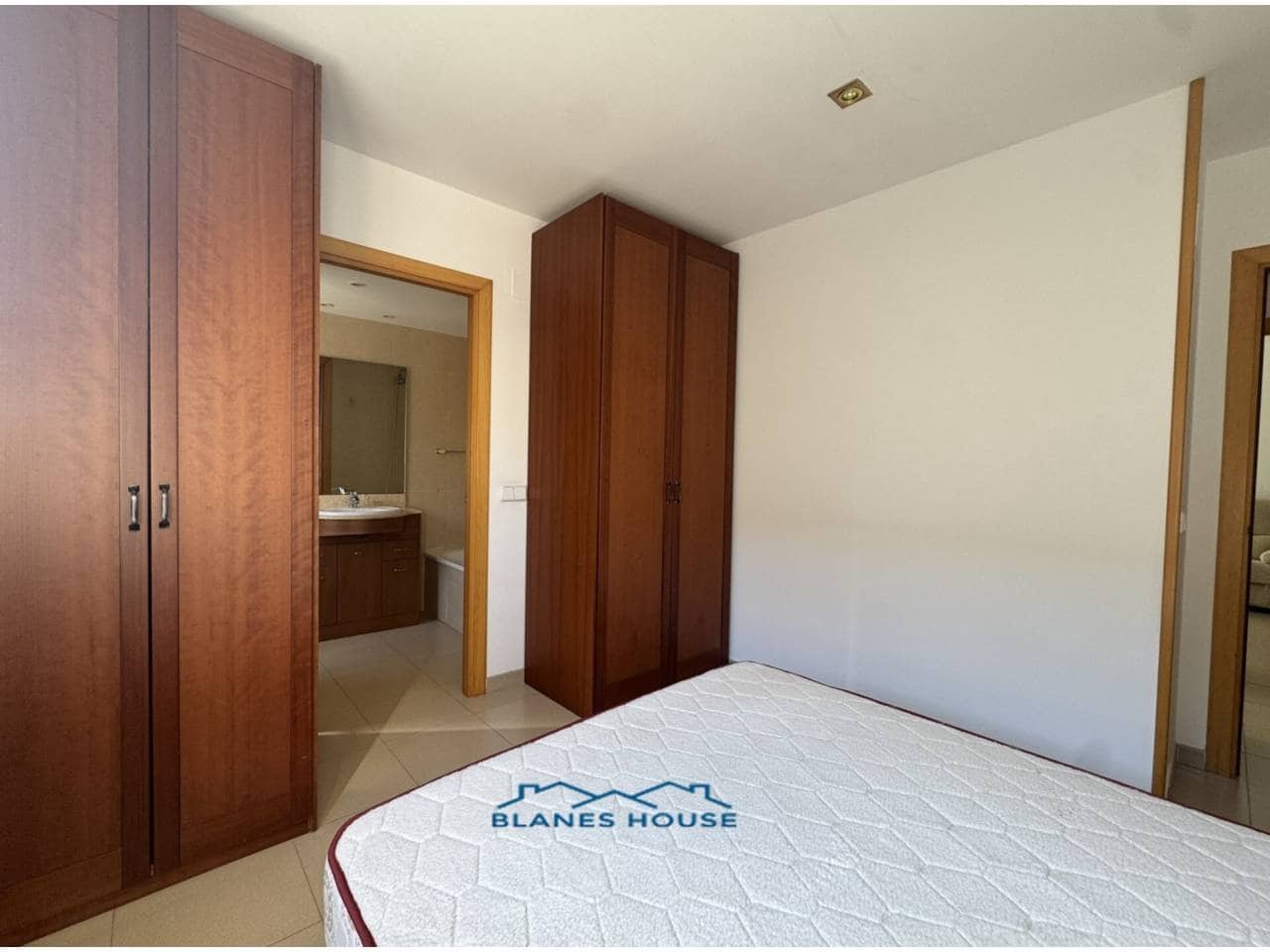 3 bedroom Flat for sale in Blanes - € 265,000 (Ref: 9346871)