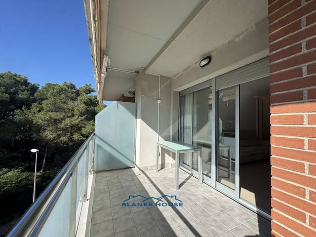 3 bedroom Flat for sale in Blanes - € 265,000 (Ref: 9346871)