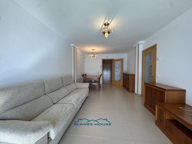 3 bedroom Flat for sale in Blanes - € 265,000 (Ref: 9346871)