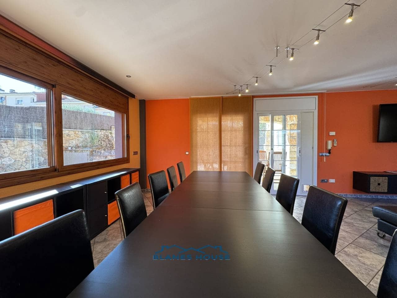 5 chambre Villa/Maison à vendre à Blanes avec piscine garage - 795 000 € (Ref: 9353186)