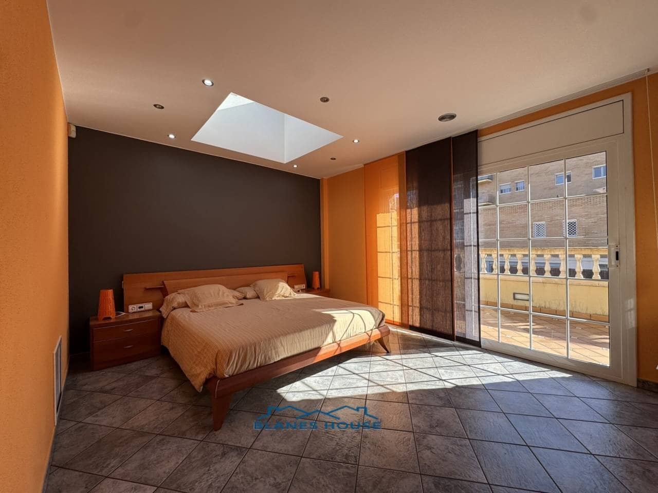 5 chambre Villa/Maison à vendre à Blanes avec piscine garage - 795 000 € (Ref: 9353186)