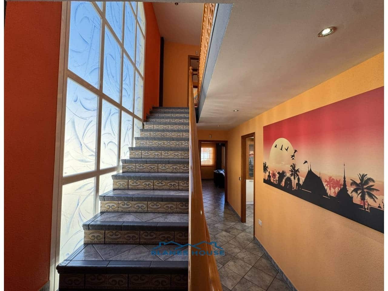 5 chambre Villa/Maison à vendre à Blanes avec piscine garage - 795 000 € (Ref: 9353186)