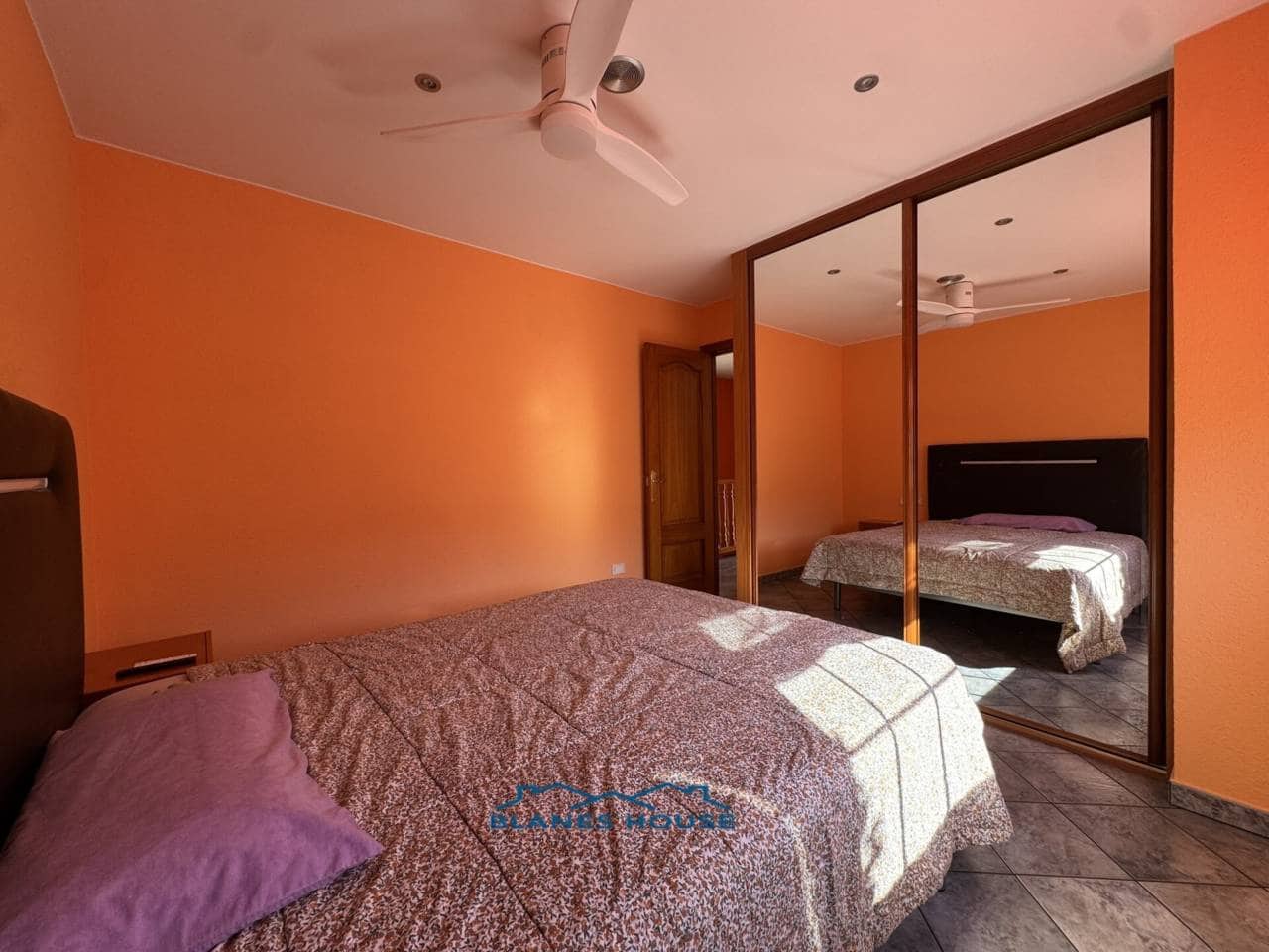 5 chambre Villa/Maison à vendre à Blanes avec piscine garage - 795 000 € (Ref: 9353186)