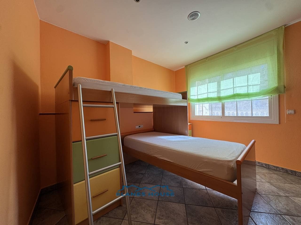 5 chambre Villa/Maison à vendre à Blanes avec piscine garage - 795 000 € (Ref: 9353186)