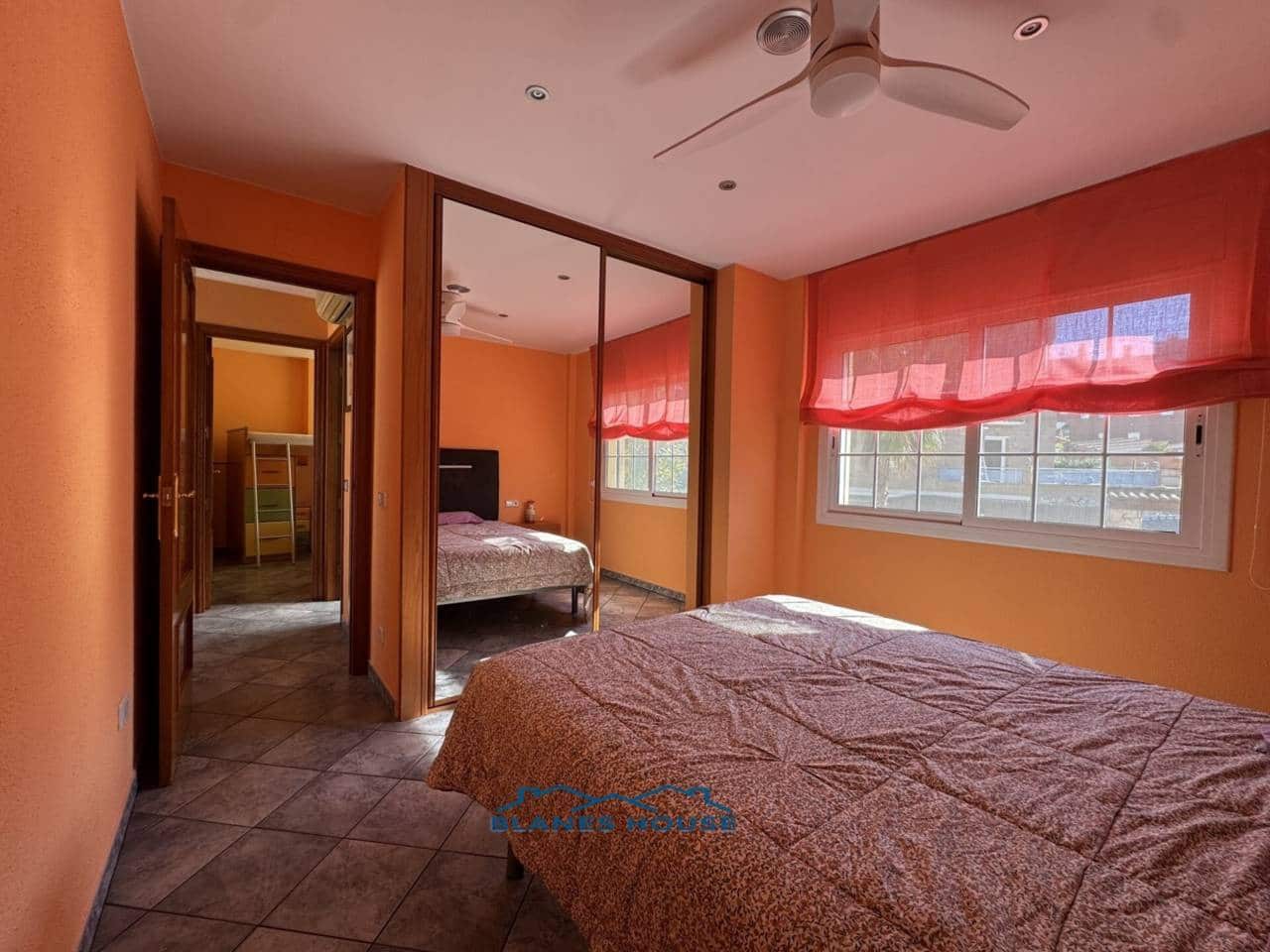 5 chambre Villa/Maison à vendre à Blanes avec piscine garage - 795 000 € (Ref: 9353186)