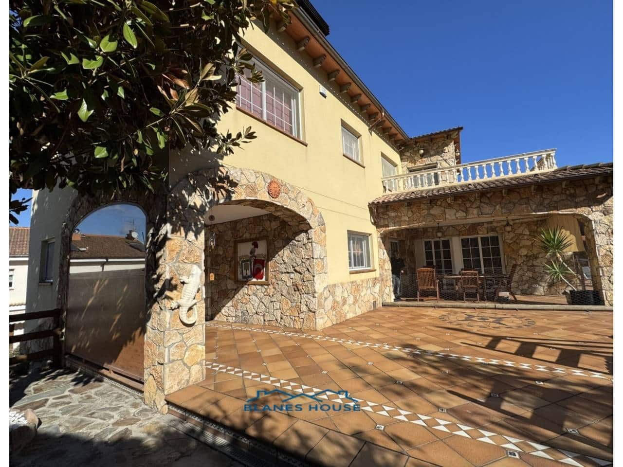 5 chambre Villa/Maison à vendre à Blanes avec piscine garage - 795 000 € (Ref: 9353186)