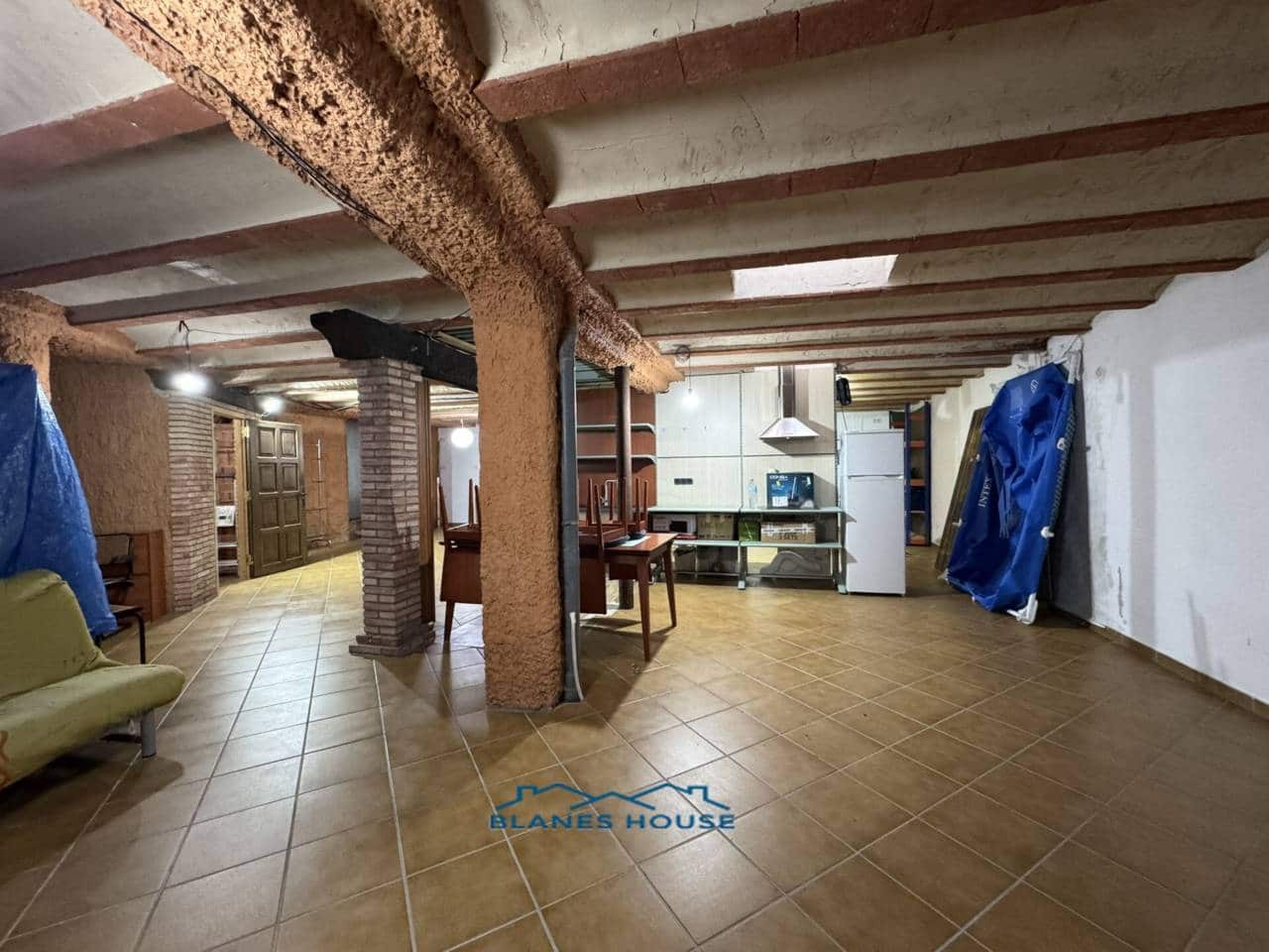 5 chambre Villa/Maison à vendre à Blanes avec piscine garage - 795 000 € (Ref: 9353186)