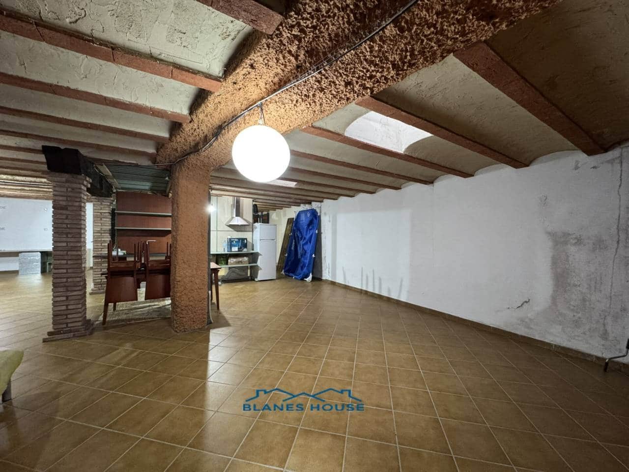 5 chambre Villa/Maison à vendre à Blanes avec piscine garage - 795 000 € (Ref: 9353186)