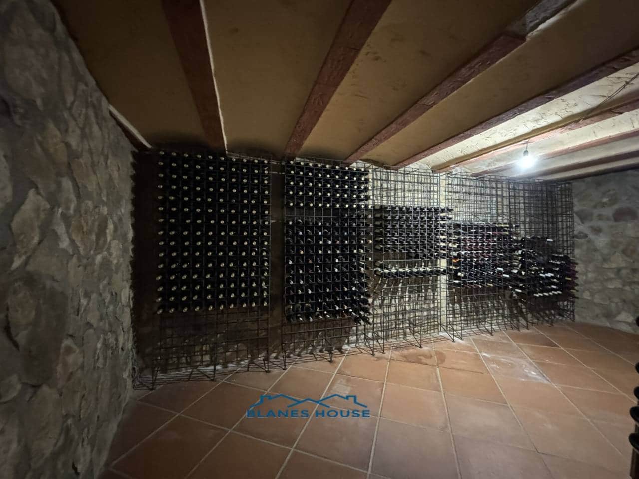 5 chambre Villa/Maison à vendre à Blanes avec piscine garage - 795 000 € (Ref: 9353186)