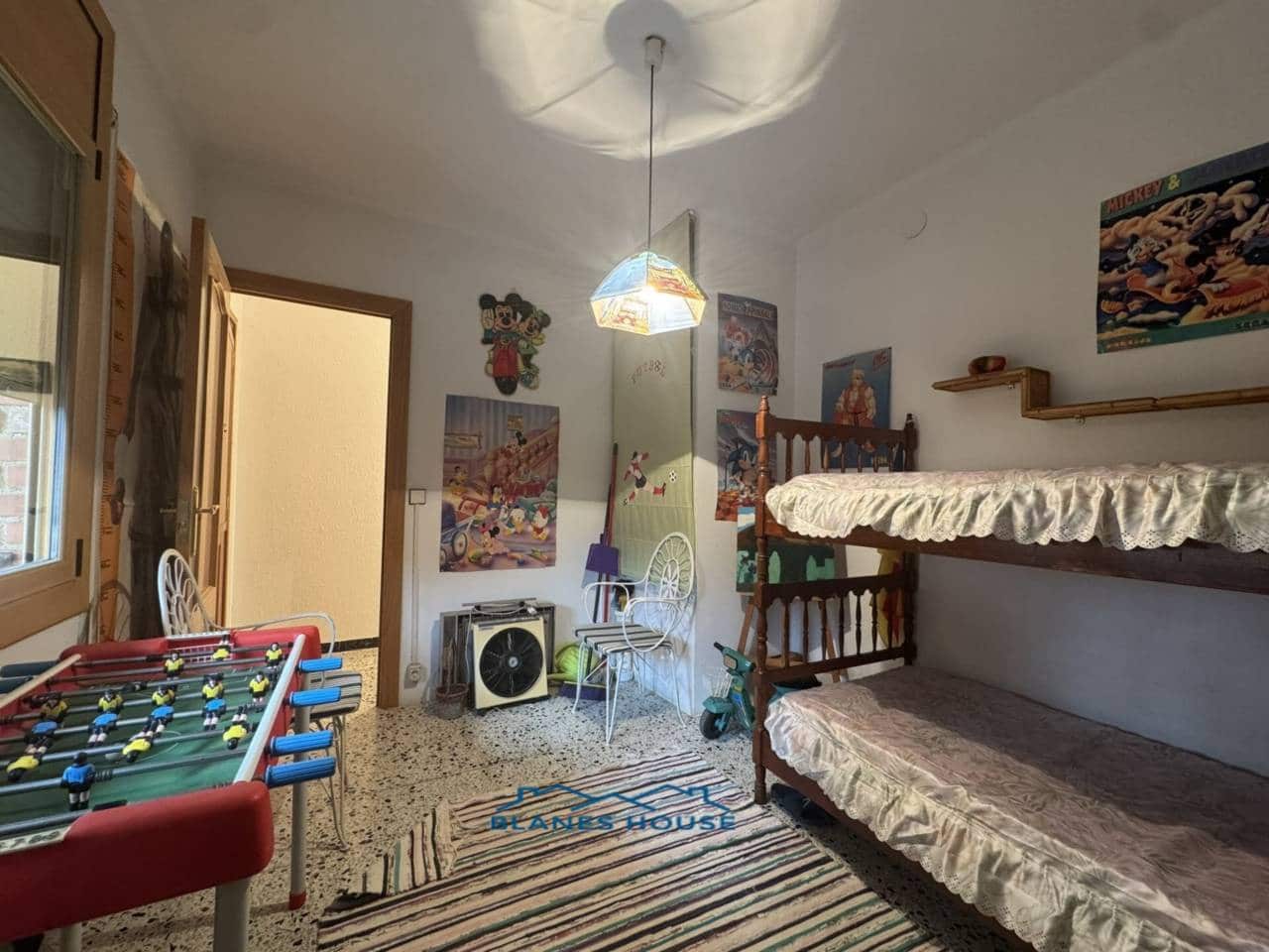 4 slaapkamer Villa te koop in Tordera met zwembad - € 395.000 (Ref: 9398207)