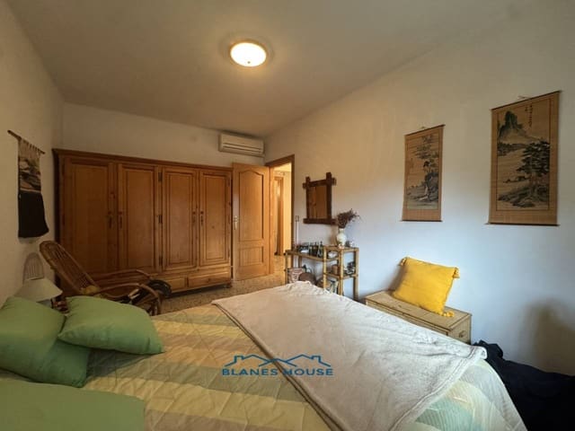 4 bedroom Villa for sale in Tordera with pool - € 395,000 (Ref: 9398207)