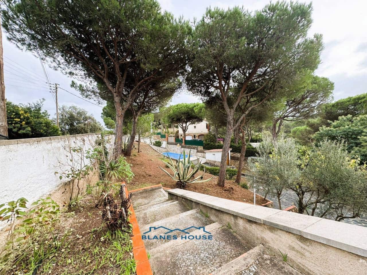 4 slaapkamer Villa te koop in Tordera met zwembad - € 395.000 (Ref: 9398207)