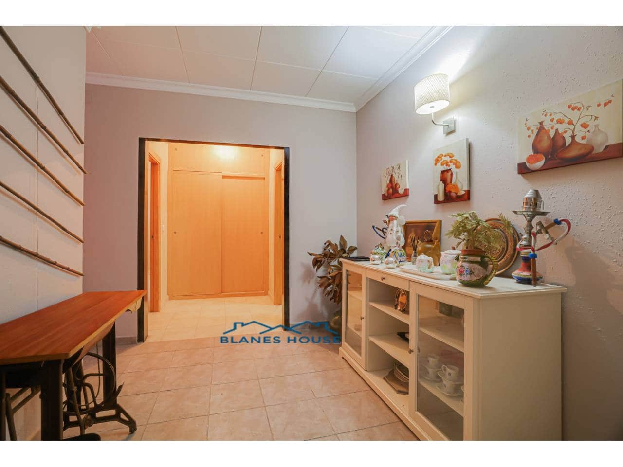 6 sovrum Villa till salu i Bigues i Riells med garage - 399 000 € (Ref: 9415483)