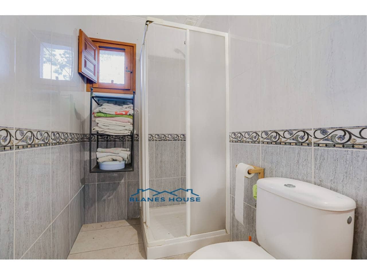 6 sovrum Villa till salu i Bigues i Riells med garage - 399 000 € (Ref: 9415483)