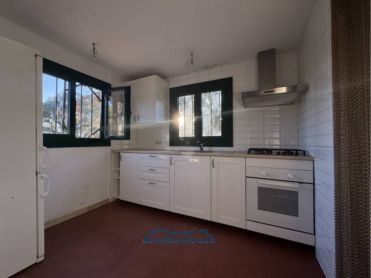 4 sovrum Finca/Hus på landet till salu i Tordera med garage - 475 000 € (Ref: 9421907)